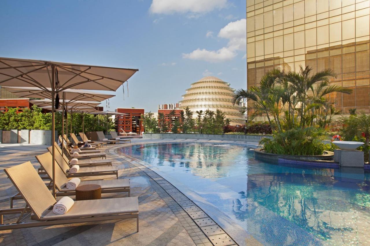 City Of Dreams - Nuewa Manila Paranaque City Exteriér fotografie